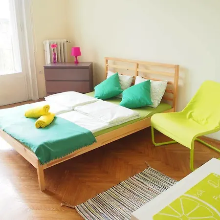 Hostel Krakow Color Sarego Хостел